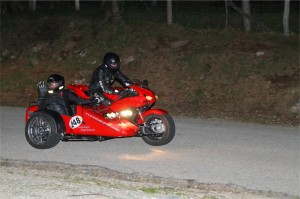 La nuit, on découvre notre éclairage. Heureusement que les corses bestiaux dorment...