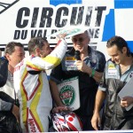 Merci les amis pour mon dernier podium en moto. Et merci le desmodue :)