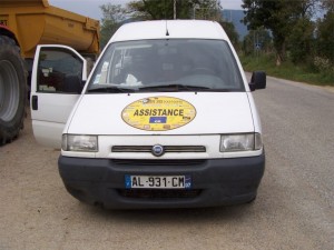 Costaud le Fiat car il était chargé jusqu'à la gueule...